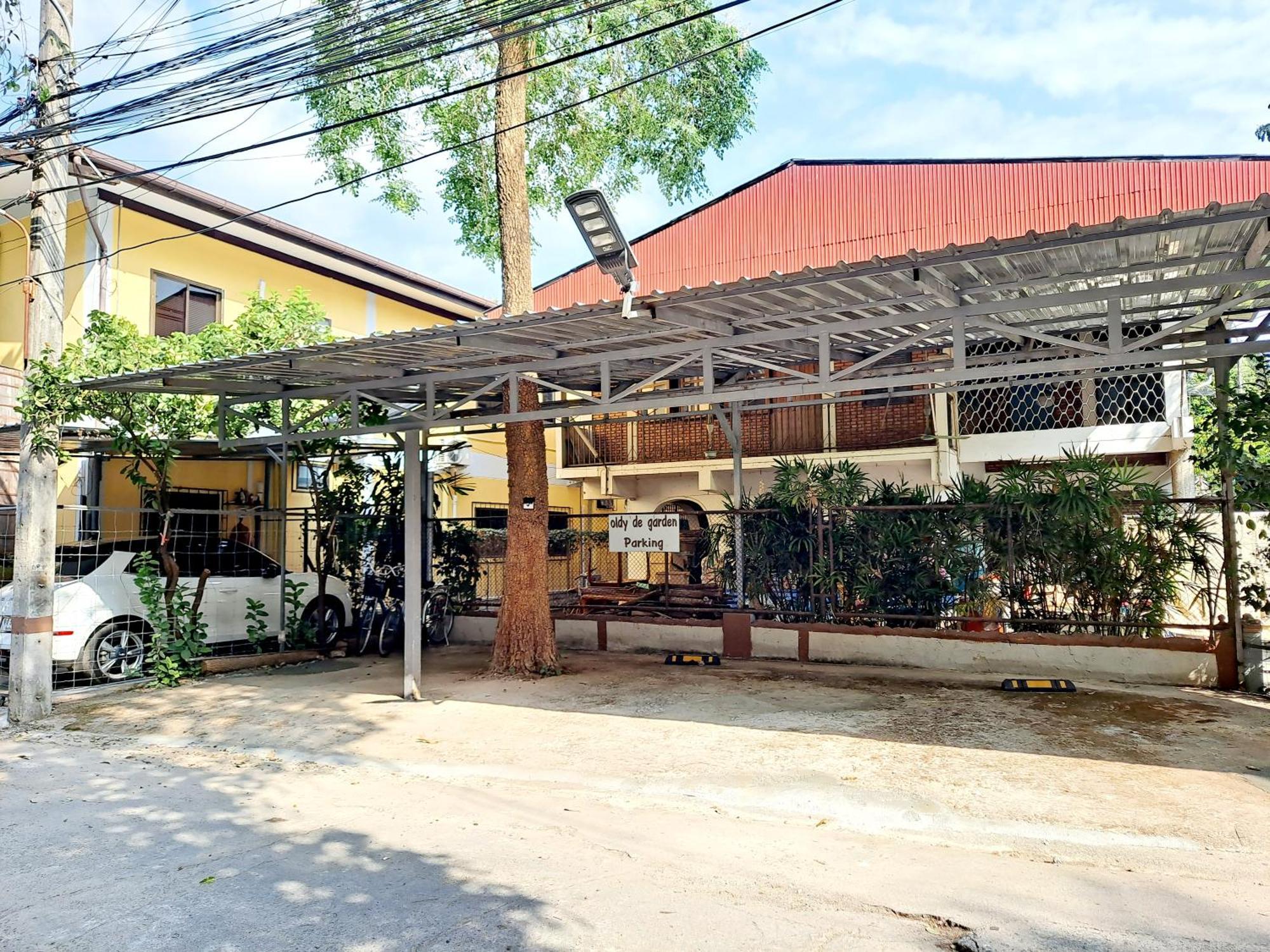 Oldy De Garden Aparthotel Chiang Mai Rum bild